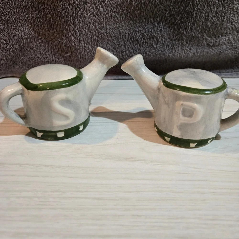 N/A charming ceramic